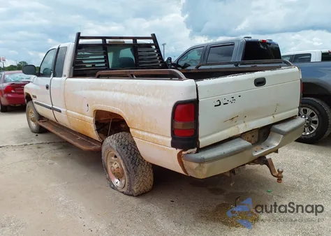 2001 Dodge Ram 2500 St из США, поврежденный, VIN 1B7KF236X1J617341